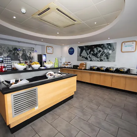 Holiday Inn Express, Chester Racecourse By Ihg-3
