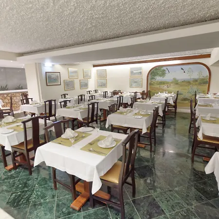 Hotel Carvoeiro Plaza-3