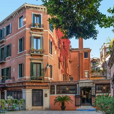 Hotel La Fenice Et Des Artistes-2