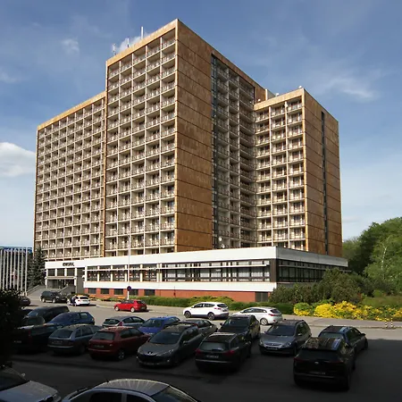 Hotel Krystal-2
