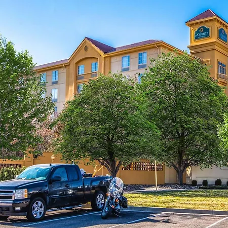 La Quinta Inn & Suites By Wyndham Colorado Springs South Ap-2
