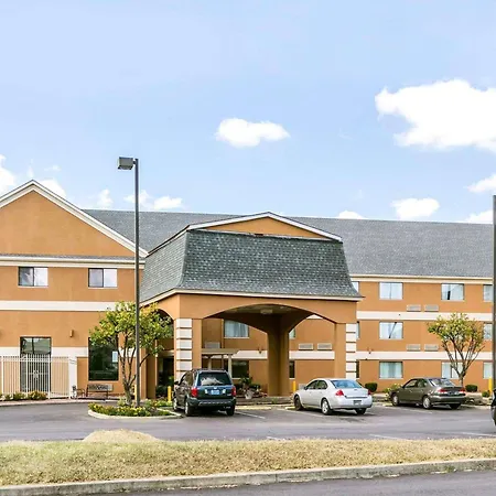 Quality Inn & Suites University-Airport-3