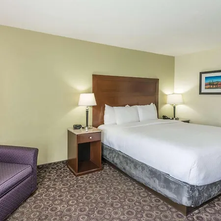 La Quinta By Wyndham Las Vegas Airport South-3