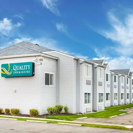 Quality Inn & Suites North-Polaris-2