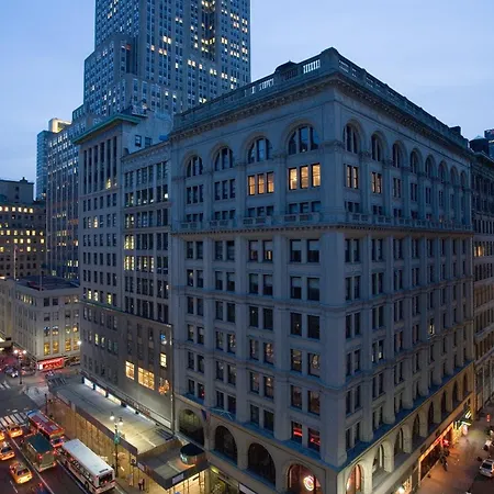 U Hotel Fifth Avenue, Empire State Building-2