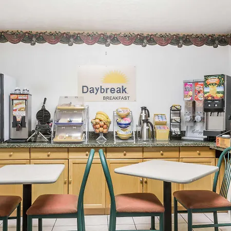 Days Inn By Wyndham Evanston Wy-3