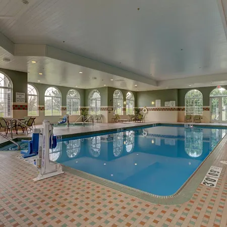 Holiday Inn Milwaukee Airport By Ihg-3