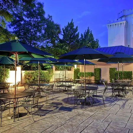 Embassy Suites Charleston - Historic District-3