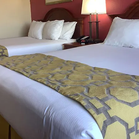 Baymont Inn & Suites By Wyndham Holbrook-2