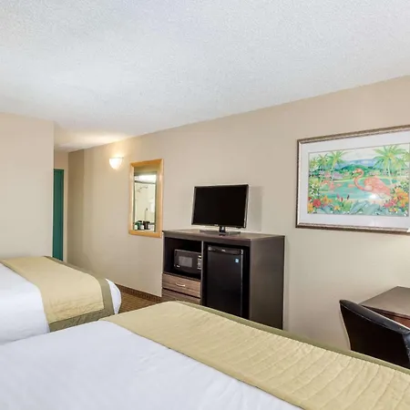 Baymont Inn & Suites By Wyndham Fort Myers I-75-2