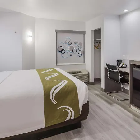 Quality Inn & Suites Richardson-Dallas-3
