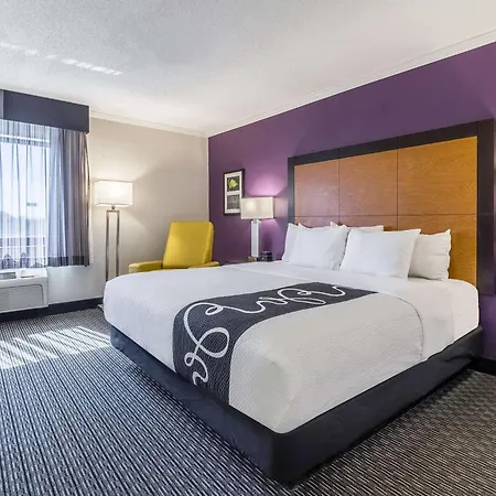 La Quinta Inn & Suites By Wyndham Phoenix Scottsdale-2