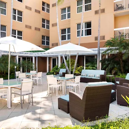 Courtyard By Marriott Miami Aventura Mall-2
