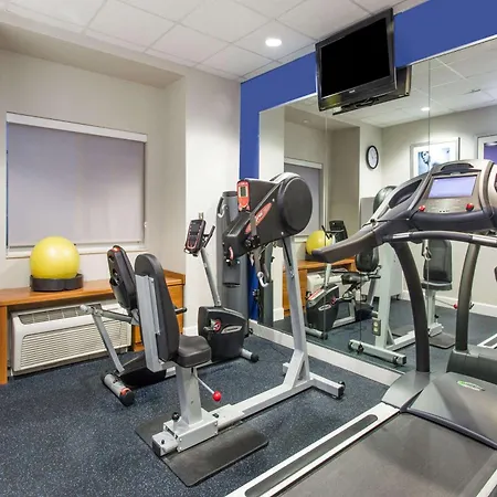 Microtel Inn & Suites By Wyndham Port Charlotte Punta Gorda-2