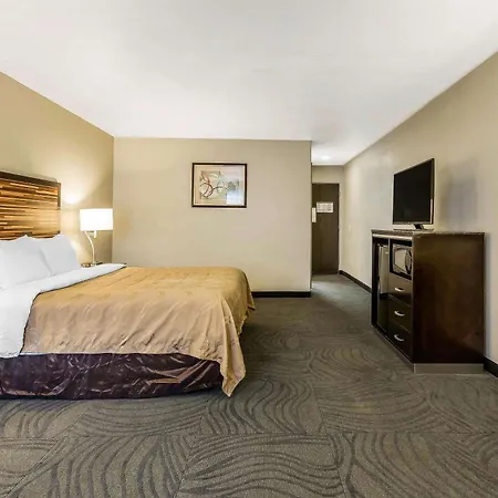 Quality Inn Fallbrook I-15-3