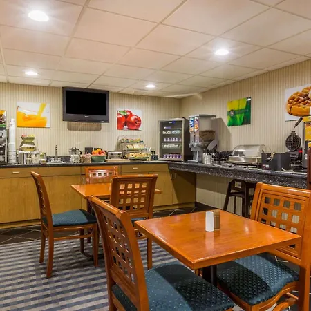 Quality Inn Hyde Park - Poughkeepsie North-3