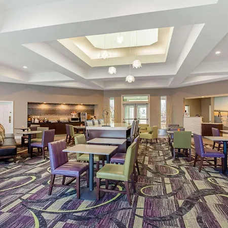 La Quinta Inn & Suites By Wyndham Panama City-3