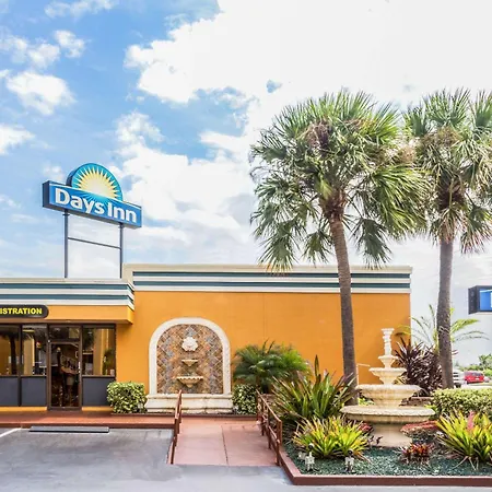 Days Inn By Wyndham Fort Lauderdale-Oakland Park Airport N-2