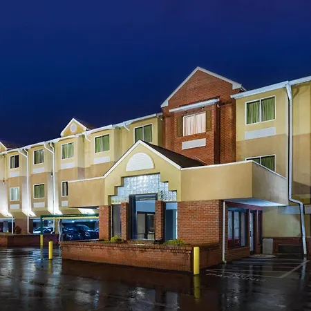 Microtel Inn By Wyndham Lake Norman-3