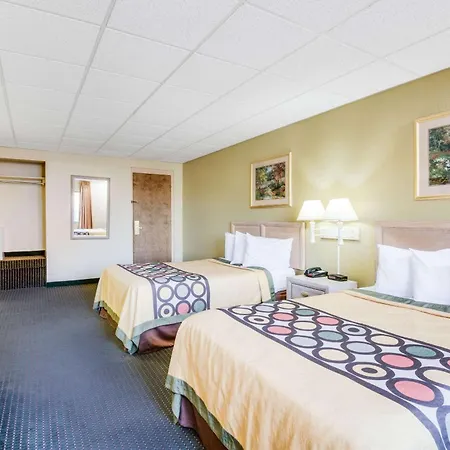 Super 8 By Wyndham Port Clinton-2