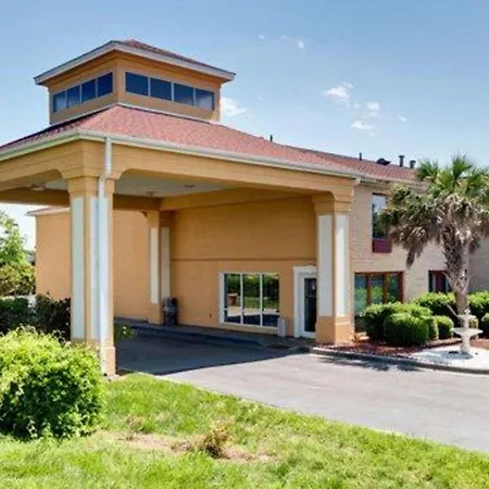 Quality Inn & Suites Monroe-2