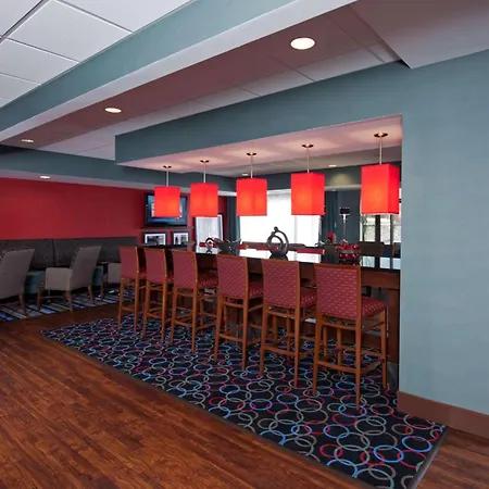 Hampton Inn Grand Rapids-South-3