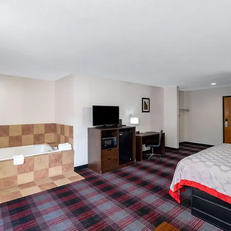 Ramada By Wyndham Maggie Valley-3