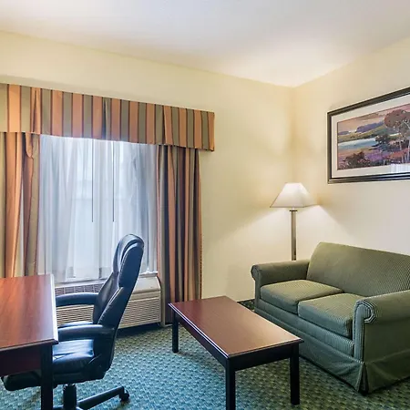 Quality Inn & Suites Harvey - Chicago Southland-3