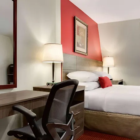 Ramada By Wyndham Oakland Downtown City Center-3