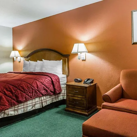 Econo Lodge Inn & Suites Enterprise-3
