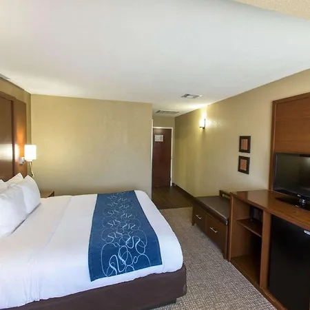 Comfort Suites Idabel-2