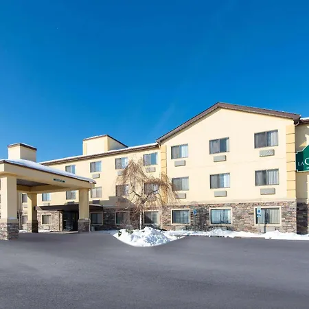 La Quinta By Wyndham Erie-3
