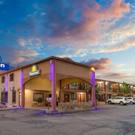 Days Inn By Wyndham Alamogordo White Sands-3