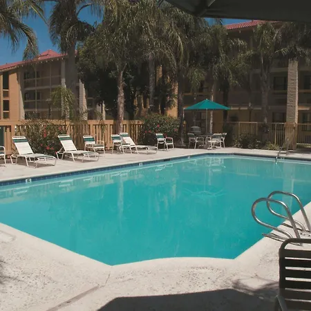 La Quinta Inn By Wyndham Bakersfield South-3