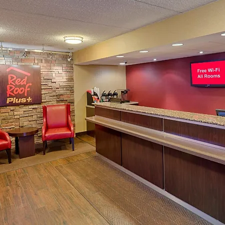 Red Roof Inn Plus+ Pittsburgh East - Monroeville-2