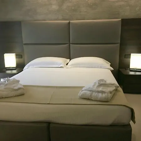 Plus Welcome Milano-3
