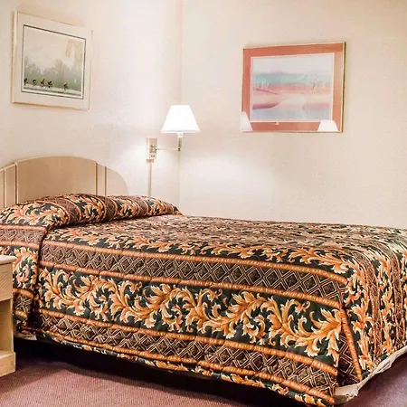Rodeway Inn Findlay University Area-2
