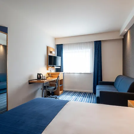 Holiday Inn Express Mechelen City Centre By Ihg-3