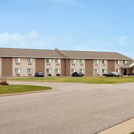 Baymont By Wyndham Sioux Falls North,I-29,Russell St, Airport-3