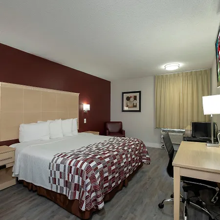 Red Roof Inn Raleigh North-Crabtree Mall-Lenovo Center-3