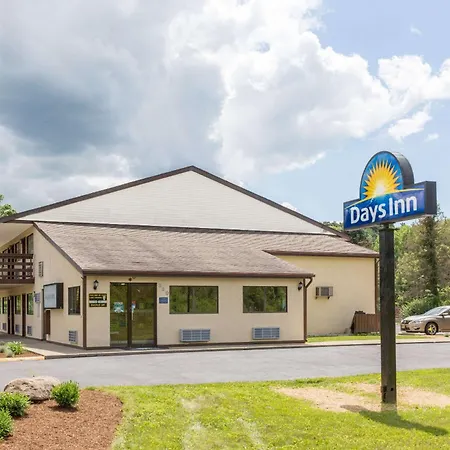 Days Inn By Wyndham Athens-3