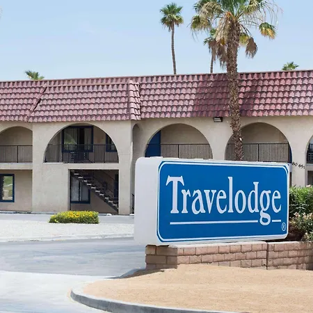 Travelodge By Wyndham Indio-3