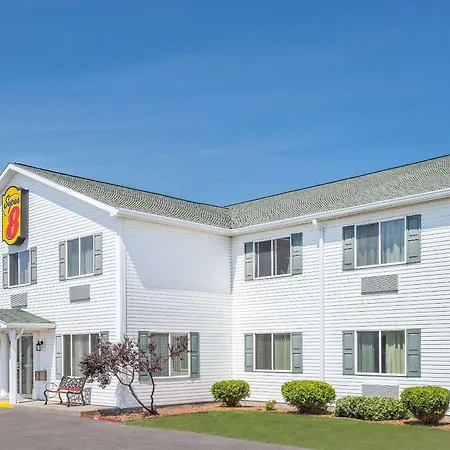 Super 8 By Wyndham Canandaigua-3