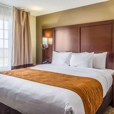 Comfort Inn & Suites Dayton North-3