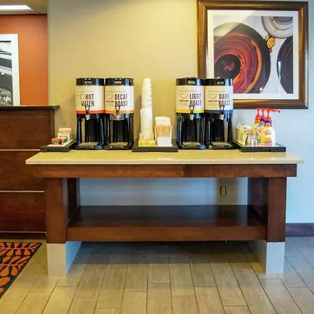 Hampton Inn St. Louis-Chesterfield-2