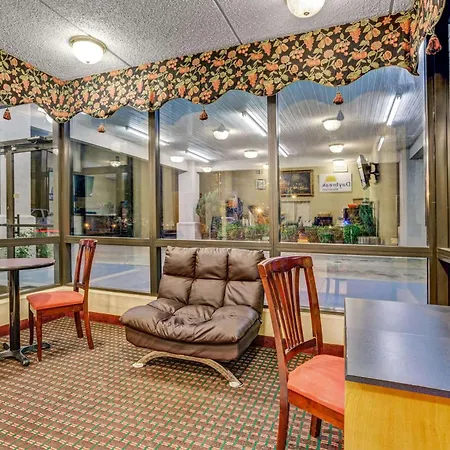 Days Inn By Wyndham Hernando-3