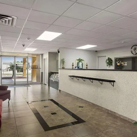 Howard Johnson By Wyndham Winter Haven Fl-2