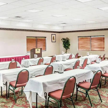 Quality Inn Macon West-3