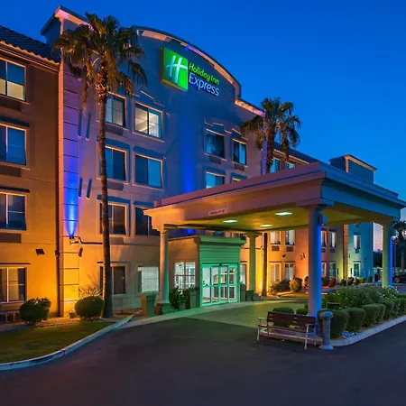 Holiday Inn Express Peoria North - Glendale By Ihg-3
