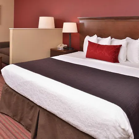 Best Western Woodland Inn-3